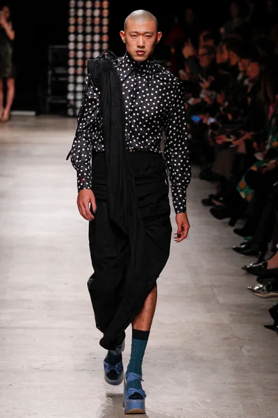 Look 39